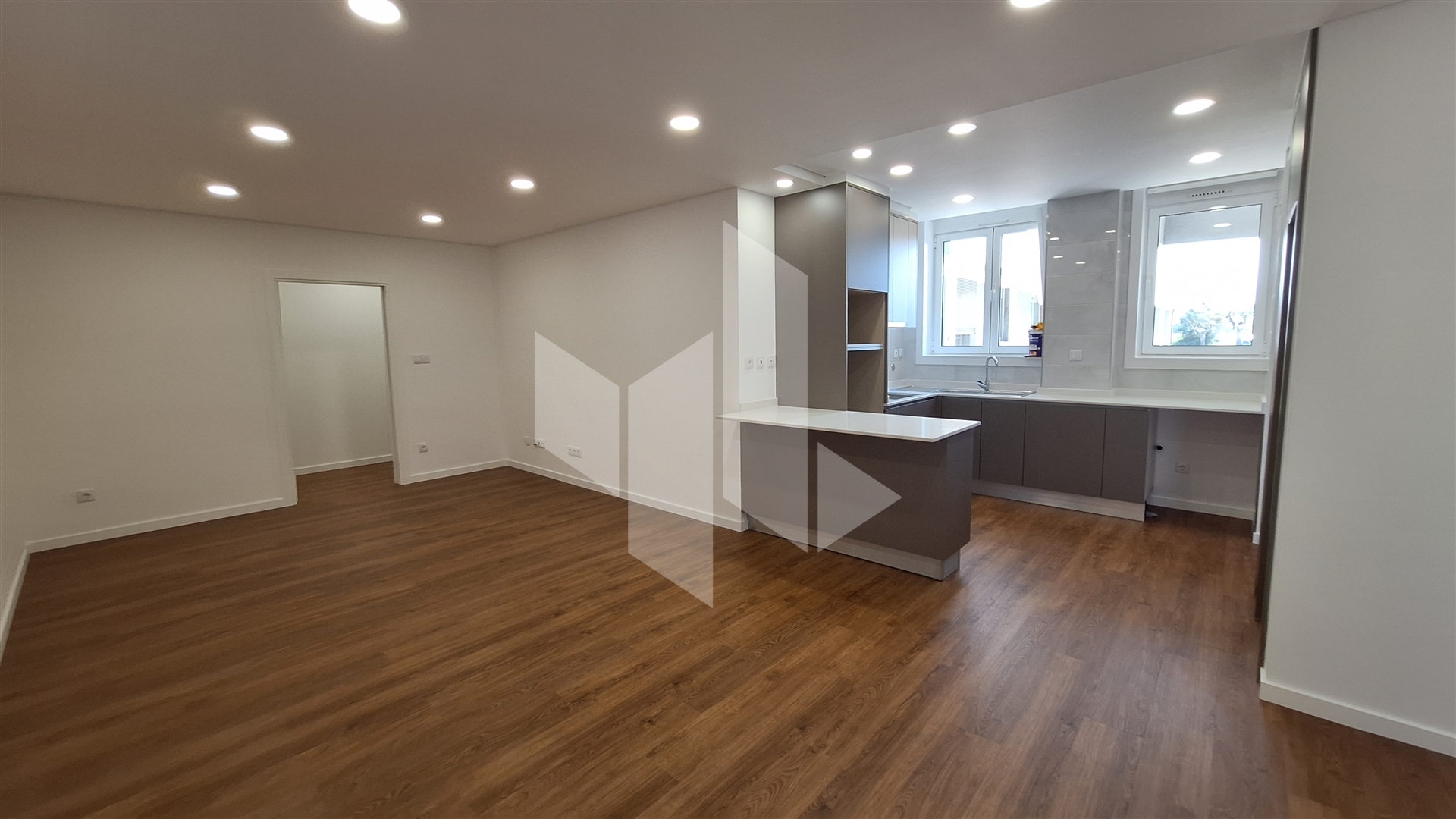 Ref 3380 Arrendar Apartamento T1 em Viseu , Tondela ,Tondela e - New-Lar- Soc ...